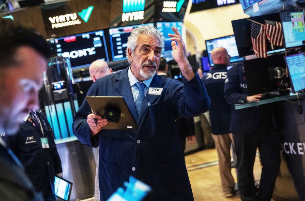 stock trader on stock market floor 